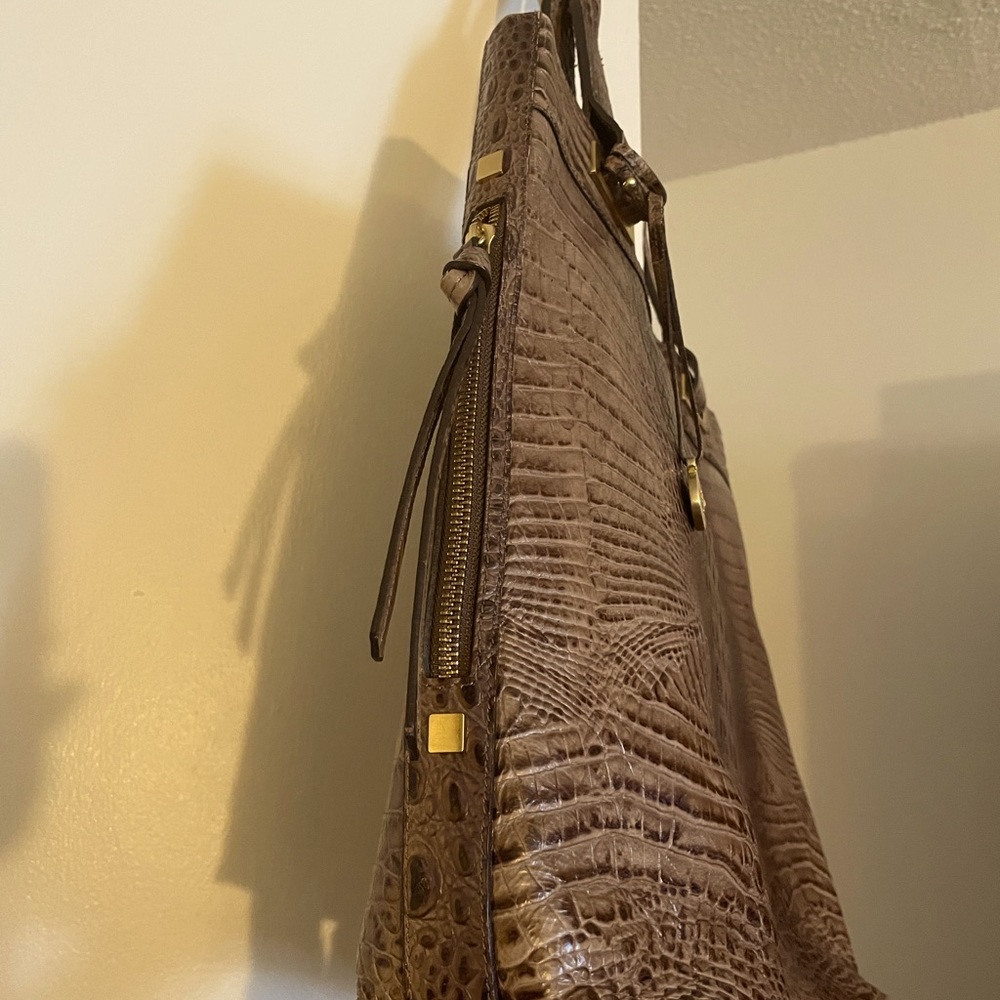 Handbag - Picture 12 of 14